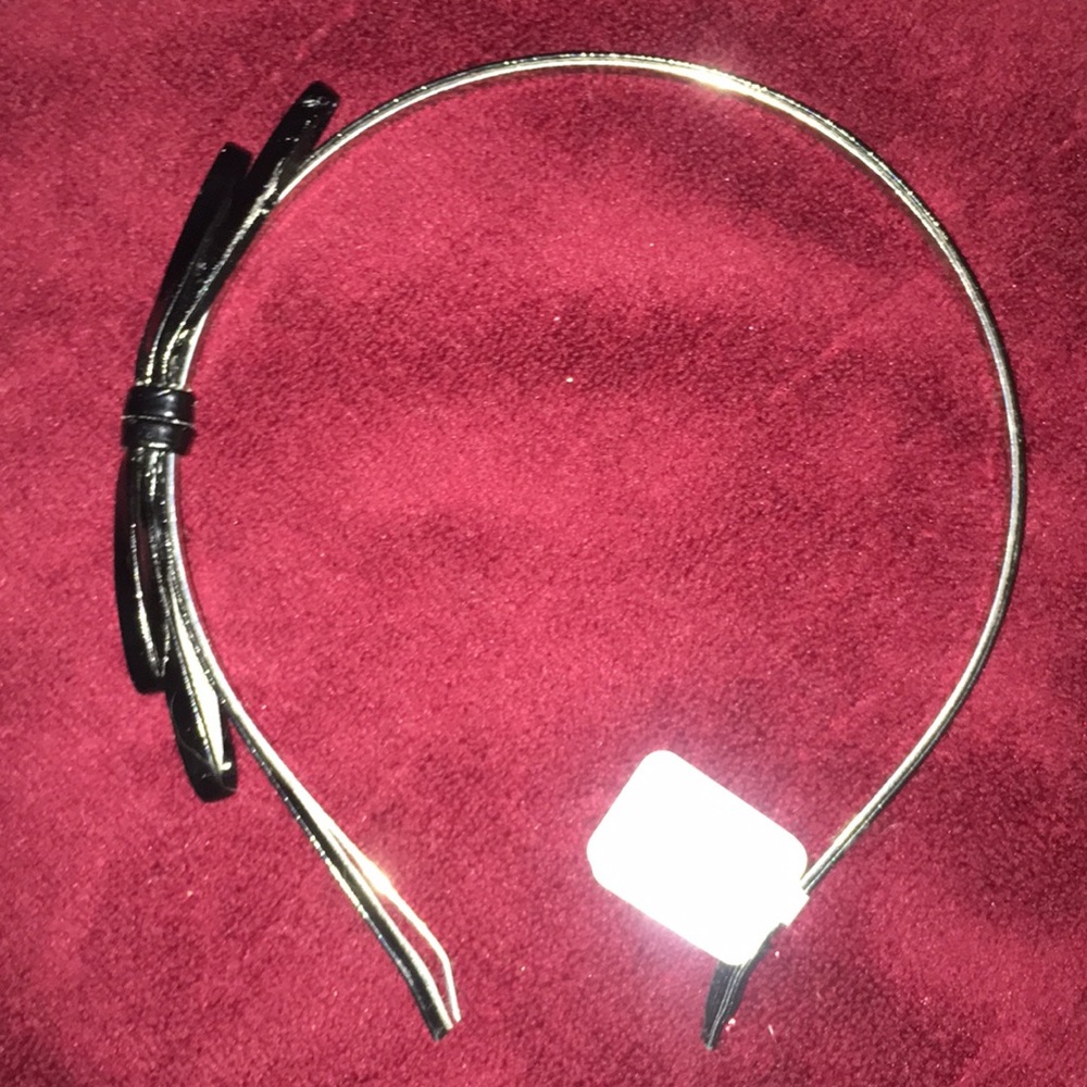 Black bow headband